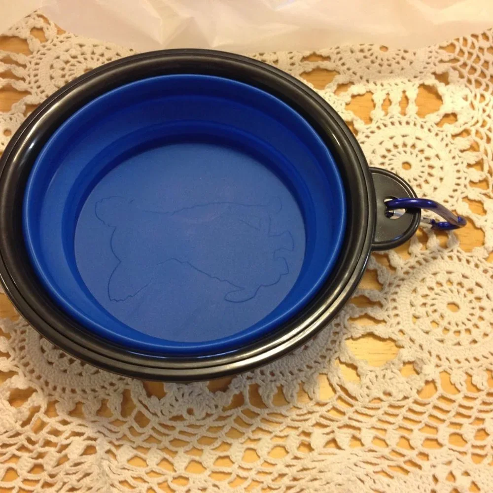 NEW Collapsible Pet Water Bowl with attachable waste bag dispenser